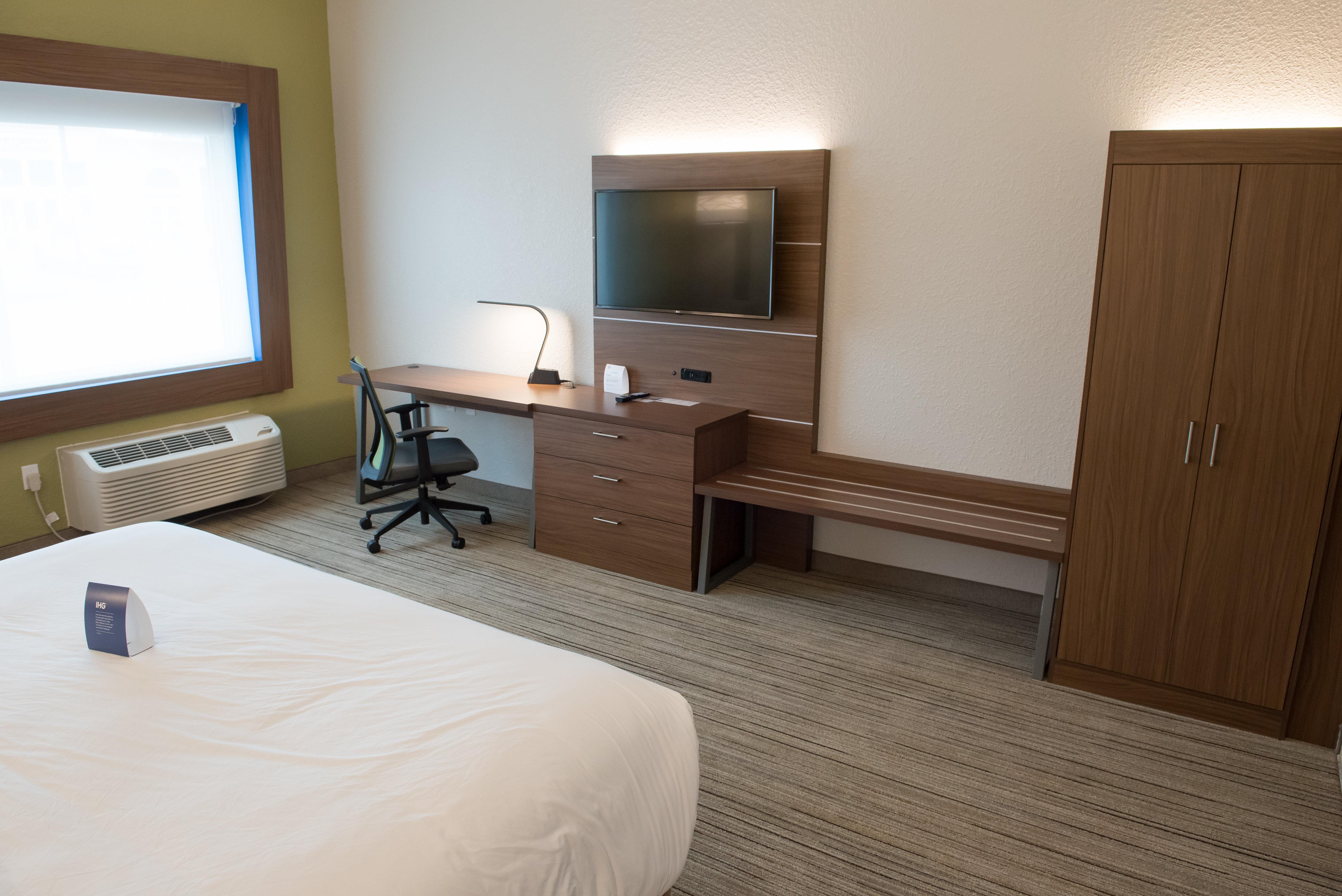 Holiday Inn Express & Suites - Dayton Southwest By Ihg Exterior foto
